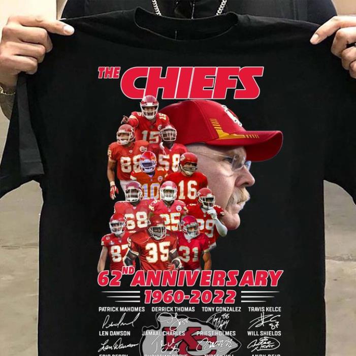 The Chiefs 62 anniversary 1960 2022 signature T-shirt