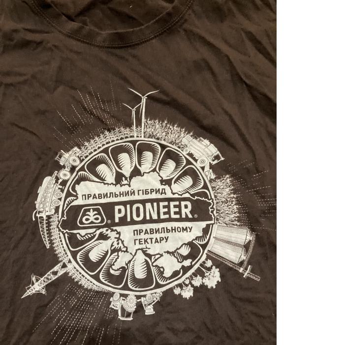 Ukraine learning about American Pioneer Shirt