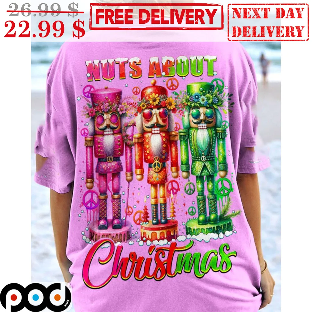 Cascanueces Nuts About Merry Christmas Hippies Shirt