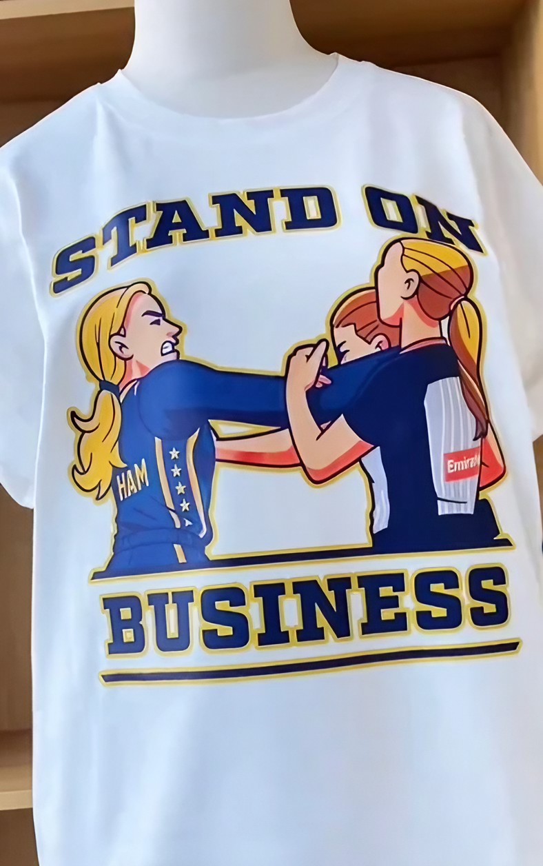 Sophie cunningham in a world full of bullies be a sophie t shirt Sophie cunningham in a world full of bullies be a sophie t shirt