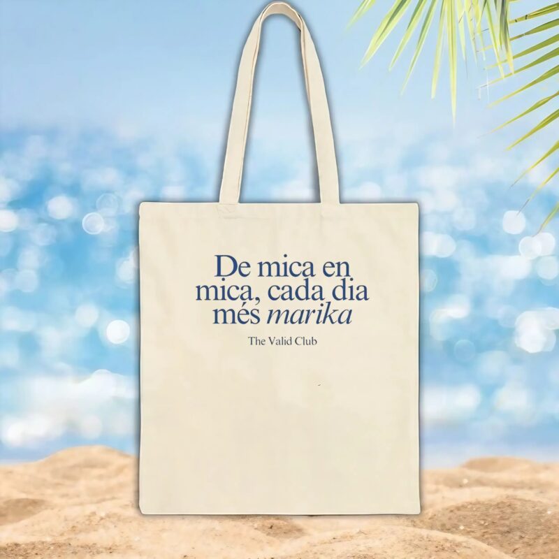 De Mica En Mica Cada Dia Més Marika T Shirt