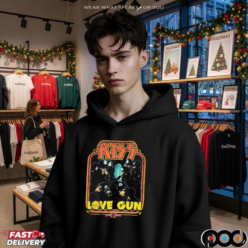 KISS Love Gun Classic Rock Band T Shirt KISS Love Gun Classic Rock Band T Shirt