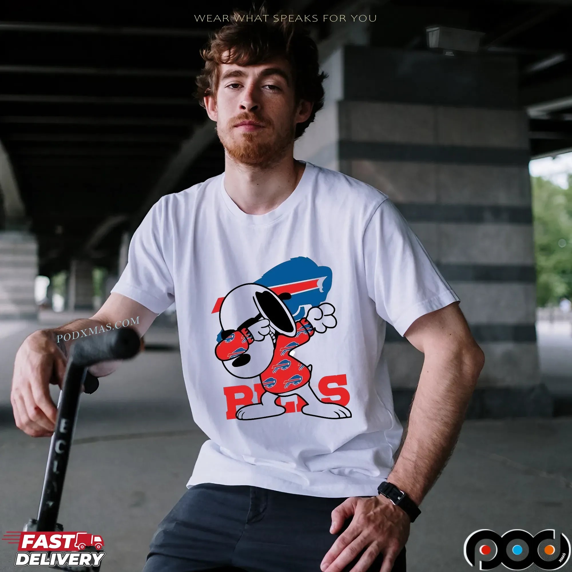Buffalo Bills Snoopy Dabbing Peanuts NFL Football Mashup T Shirt
