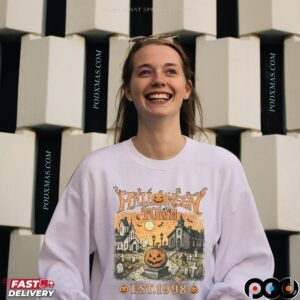 Halloweentown Est 1998 Vintage 2025 Halloween Spooky Season T Shirt