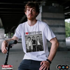 Jonas Brothers I Love Hot Dads T Shirt
