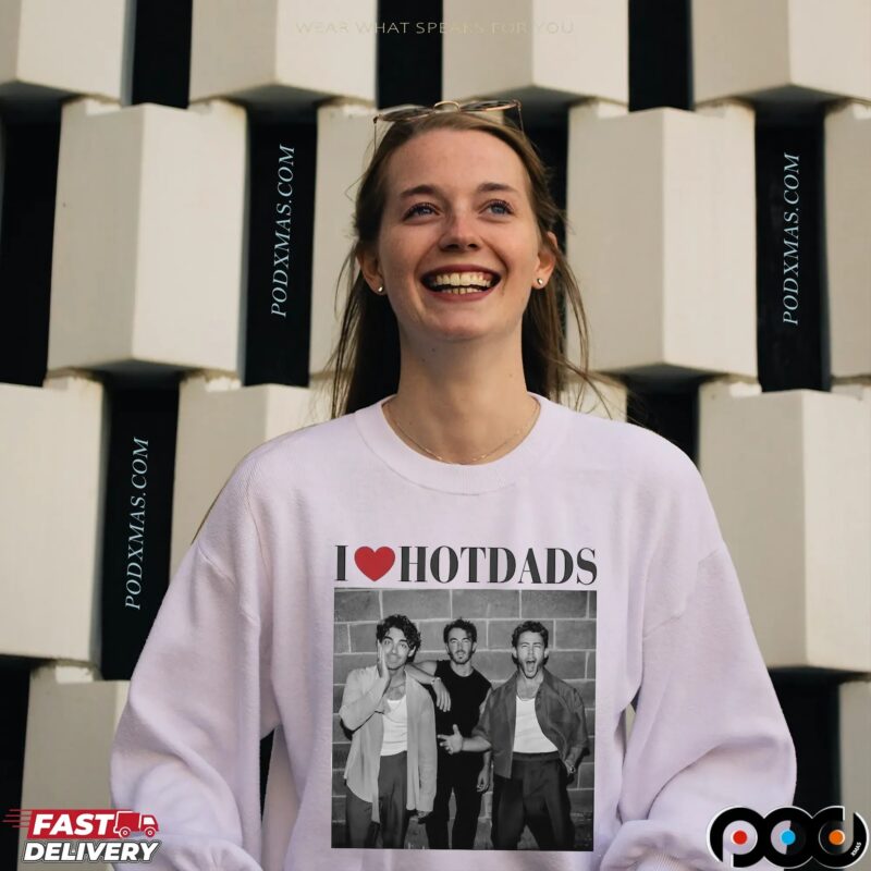 Jonas Brothers I Love Hot Dads T Shirt