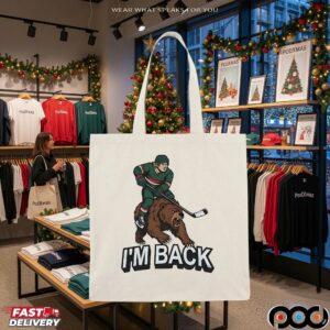 Minnesota Wild Hockey Player And Bear I'm Back T Shirt