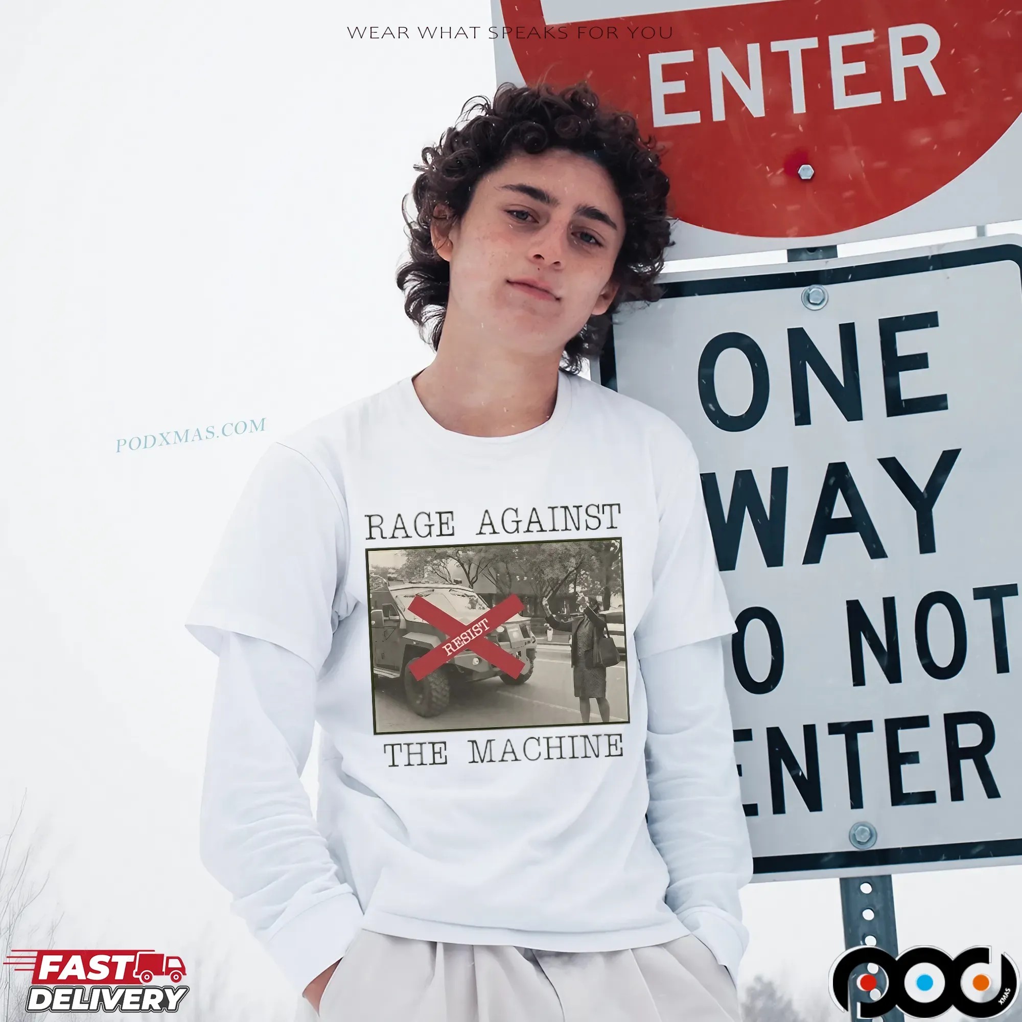 Resist Rage Against The Machine Vintage New York Woman Photo T Shirt