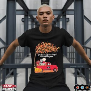 Snoopy And Charlie Brown Georgia Bulldogs Fall It’s The Most Wonderful Time Of The Year T Shirt