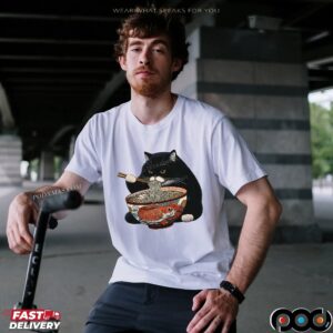 Fat Cat Eating Ramen Classic T Shirt