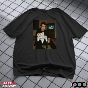 Pierce Brosnan Holding A Nintendo 64 Goldeneye 007 Retro Game T Shirt
