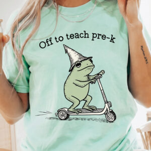 Off To Teach Pre-K Funny Wizard Frog Teacher Graphic Tee