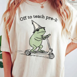 Off To Teach Pre-K Funny Wizard Frog Teacher Graphic Tee
