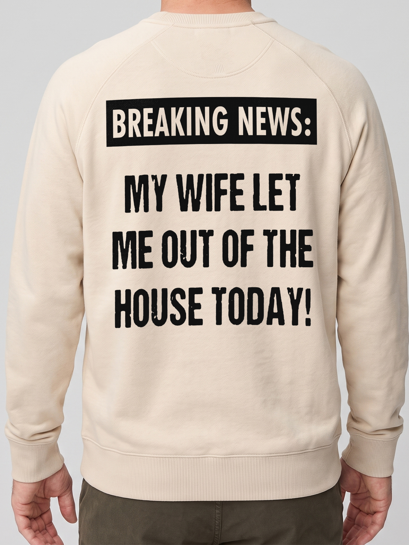 Breaking News My Wife Let Me Out Funny Husband T-Shirt