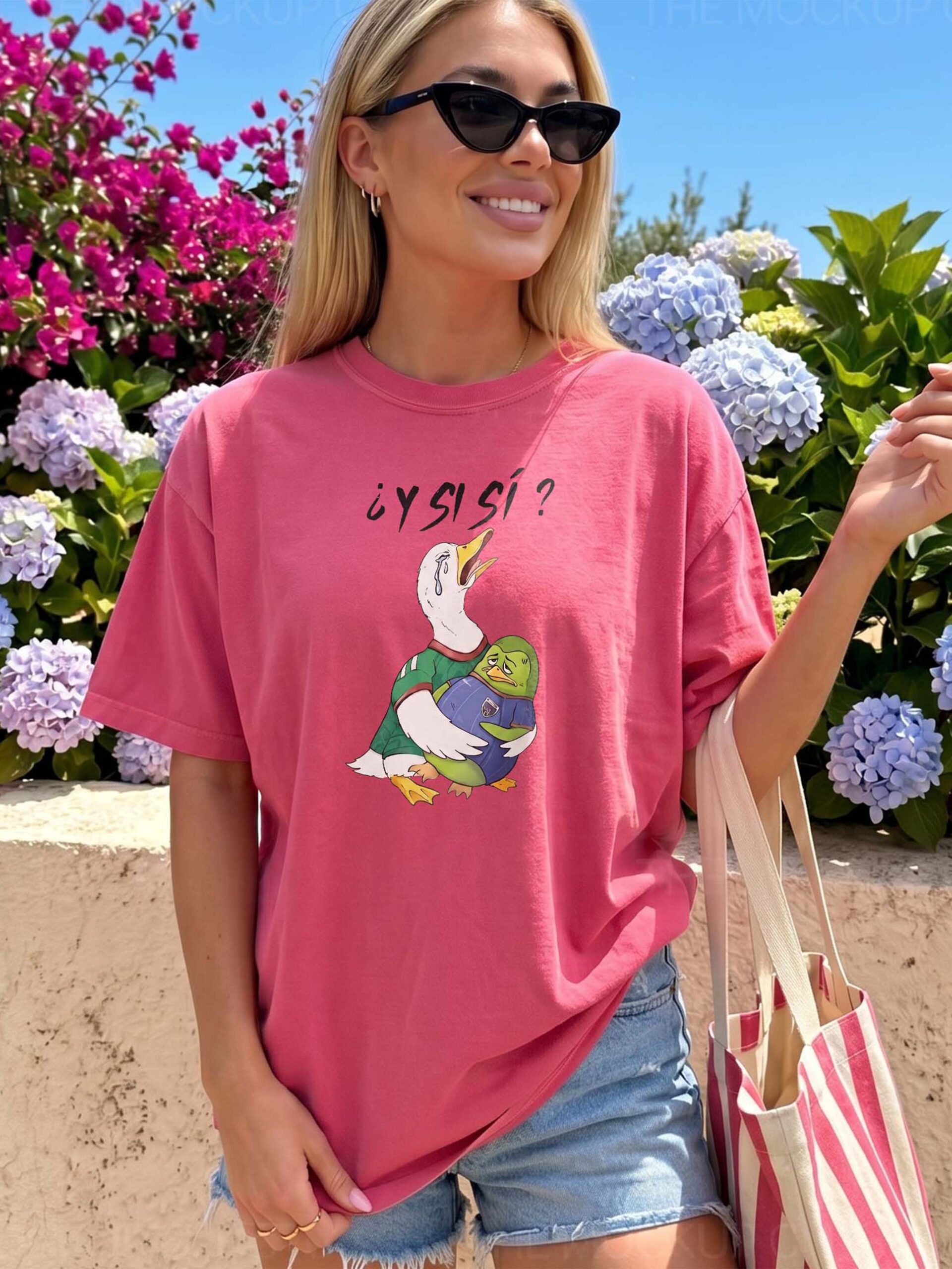 Y Si Si Funny Duck Meme Shirt | Spanish Phrase Graphic Tee