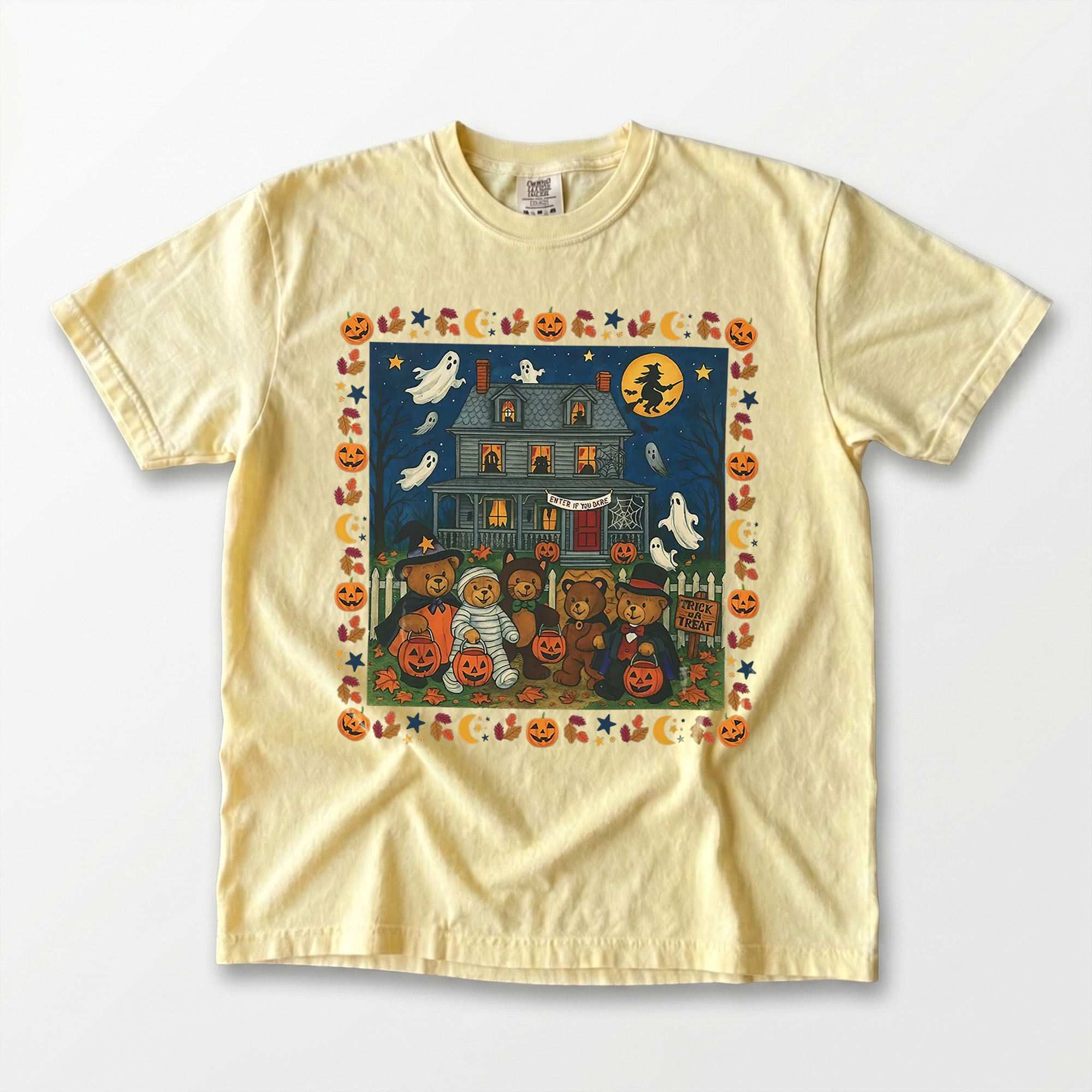Vintage Trick or Treat Bear Haunted House Halloween T-Shirt