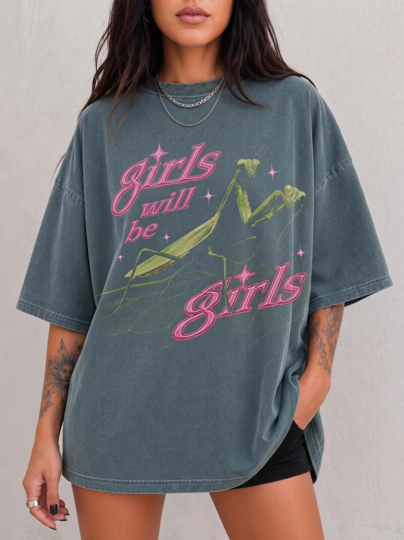 Girls Will Be Girls Praying Mantis Oversized Graphic Tee