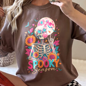 Spooky Season Retro Skeleton Halloween Graphic Tee