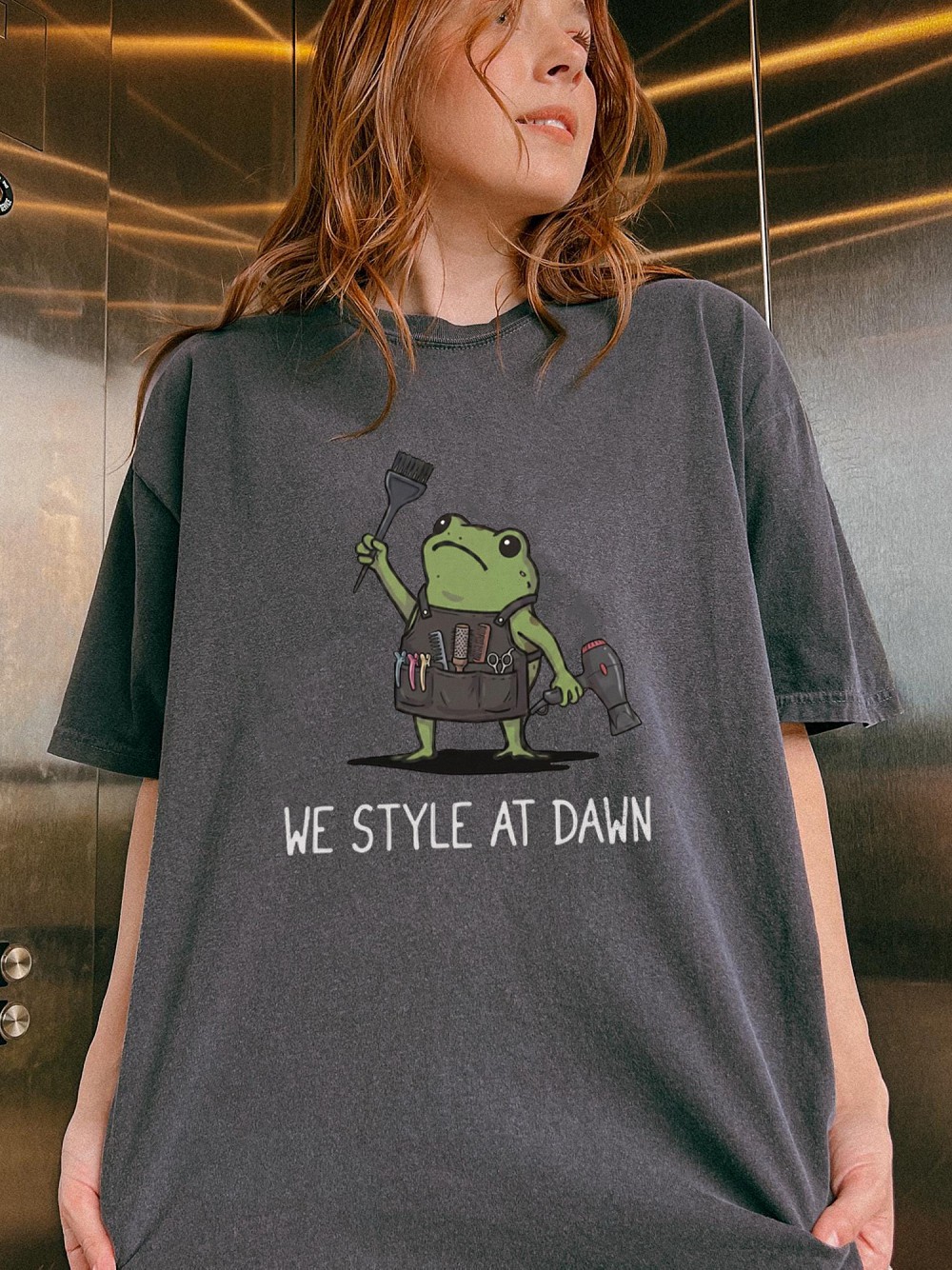We Style At Dawn Funny Frog Hairstylist Graphic Tee