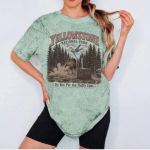 Yellowstone National Park Do Not Pet The Fluffy Cows Meme Vintage Tee