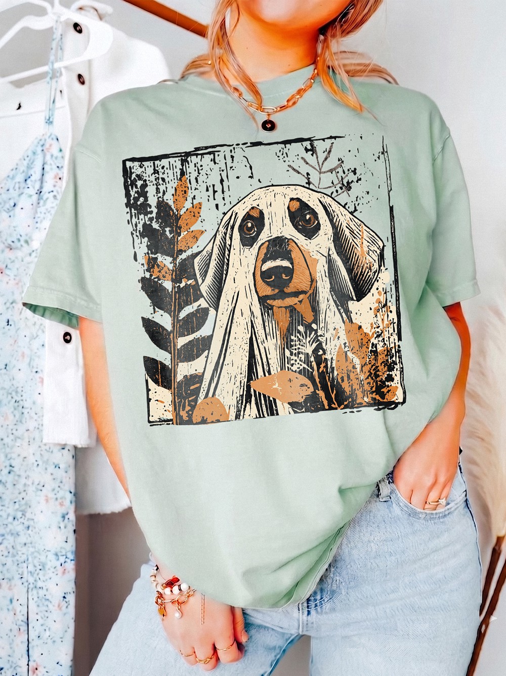 Hmtppght Ghost Hound Dog Vintage Fall Graphic Tee for Women