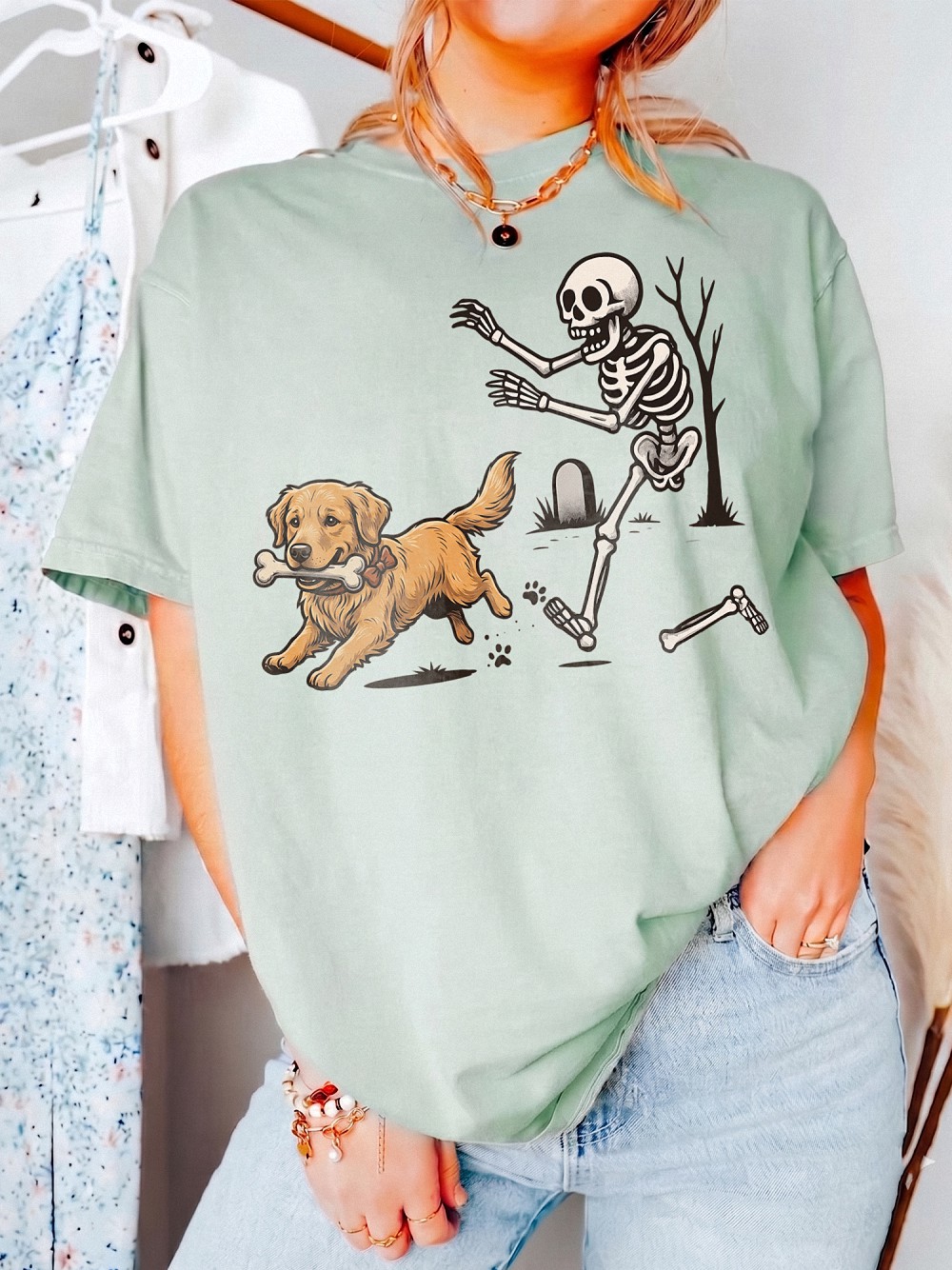 Kruwekyc Golden Retriever Skeleton Halloween Graphic Tie-Dye Tee
