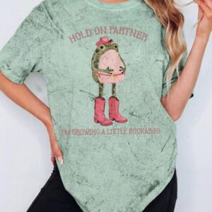 Growing A Little Buckaroo Western Maternity Shirt | Cowboy Frog Tee