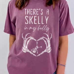 Skelly In My Belly Halloween Pregnancy T-Shirt Baby Skeleton Tee
