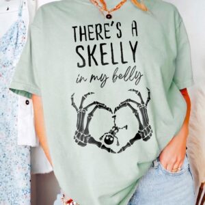 Skelly In My Belly Halloween Pregnancy T-Shirt Baby Skeleton Tee