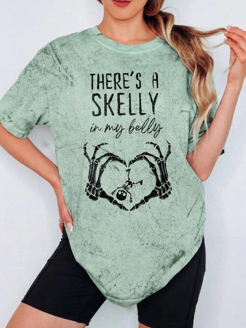 Skelly In My Belly Halloween Pregnancy T-Shirt Baby Skeleton Tee