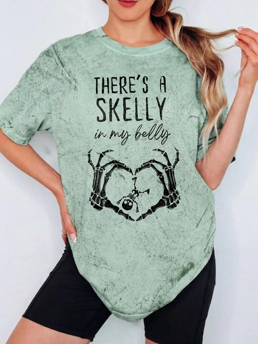 Skelly In My Belly Halloween Pregnancy T-Shirt Baby Skeleton Tee