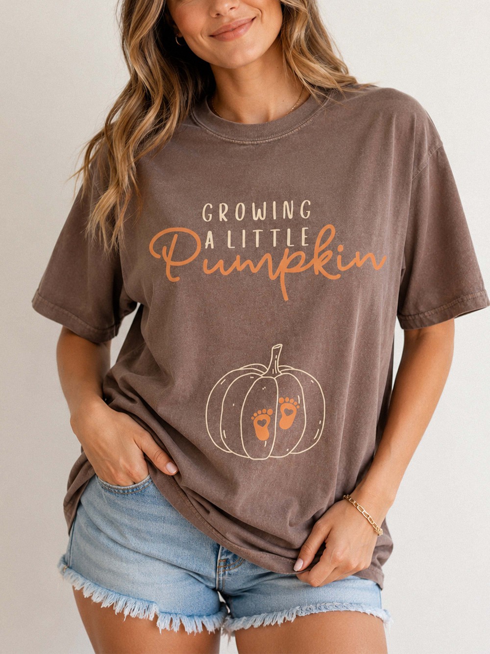 Growing a Little Pumpkin Shirt | Fall Pregnancy Announcement Tee