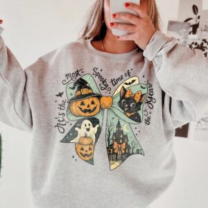 Vintage Halloween Graphic Tee It's The Most Spooky Time Of The Year Retro Spooky Season Fall Shirt for Women