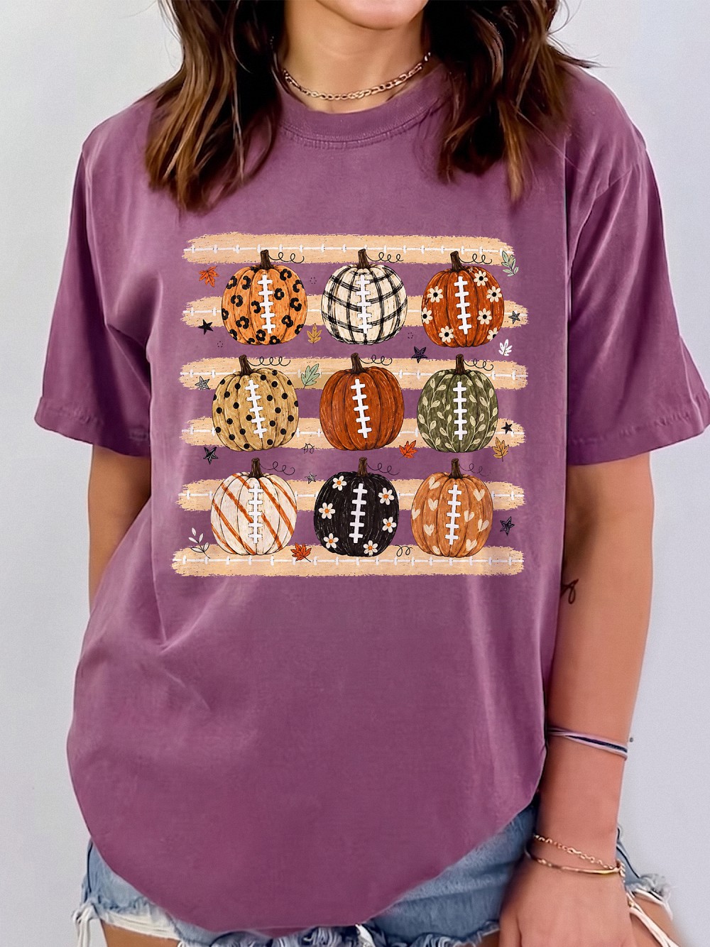 Fall Football Pumpkin Graphic Shirt Cute Autumn Game Day Tee For Women Tailgate And Football Mom T-Shirt