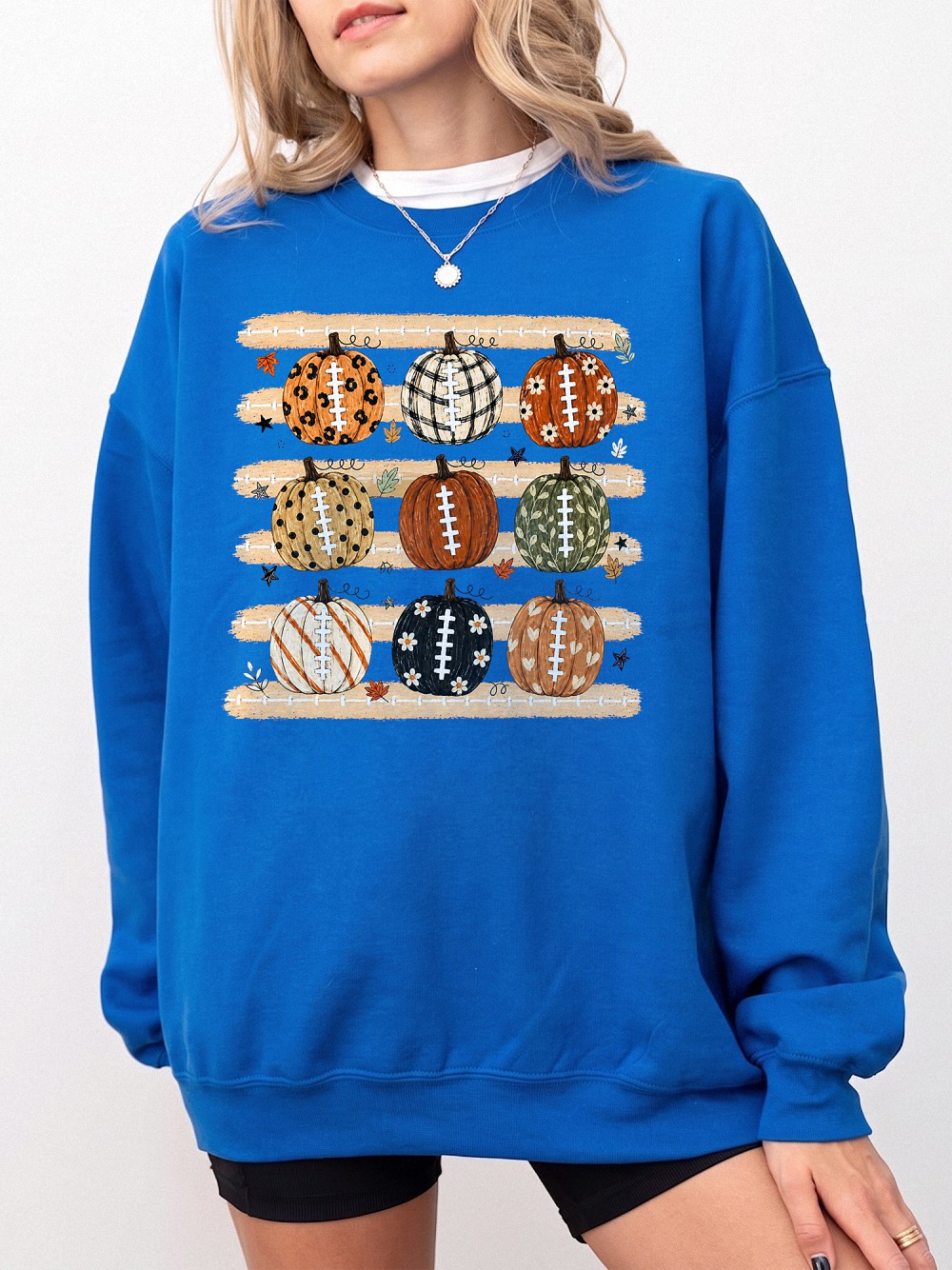 Fall Football Pumpkin Graphic Shirt Cute Autumn Game Day Tee For Women Tailgate And Football Mom T-Shirt