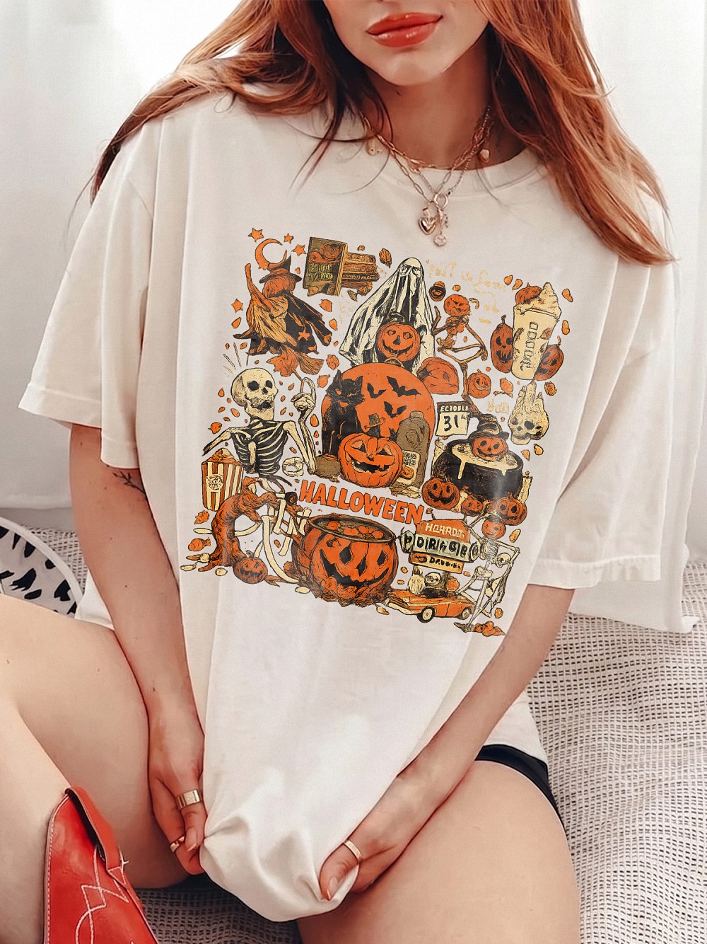 Vintage Halloween Graphic Tee Spooky October 31 Horror T-Shirt Retro Pumpkin Skeleton Shirt