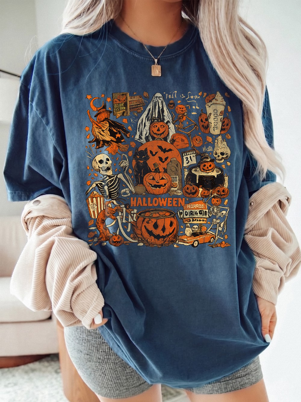 Vintage Halloween Graphic Tee Spooky October 31 Horror T-Shirt Retro Pumpkin Skeleton Shirt