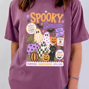 Spooky Season T-Shirt Cute Halloween Ghost Graphic Tee For Women Boo Crew And Trick Or Treat Shirt