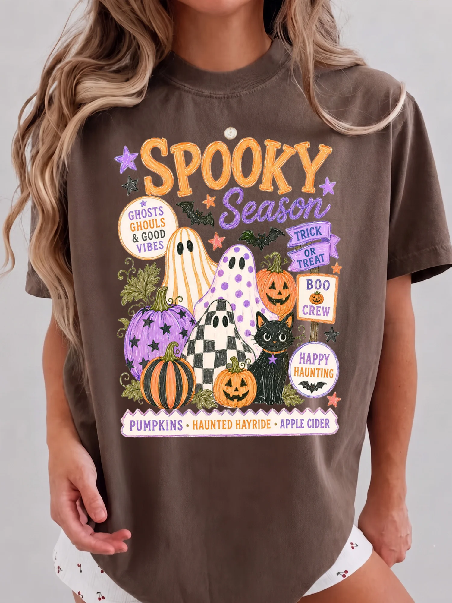 Spooky Season T-Shirt Cute Halloween Ghost Graphic Tee For Women Boo Crew And Trick Or Treat Shirt