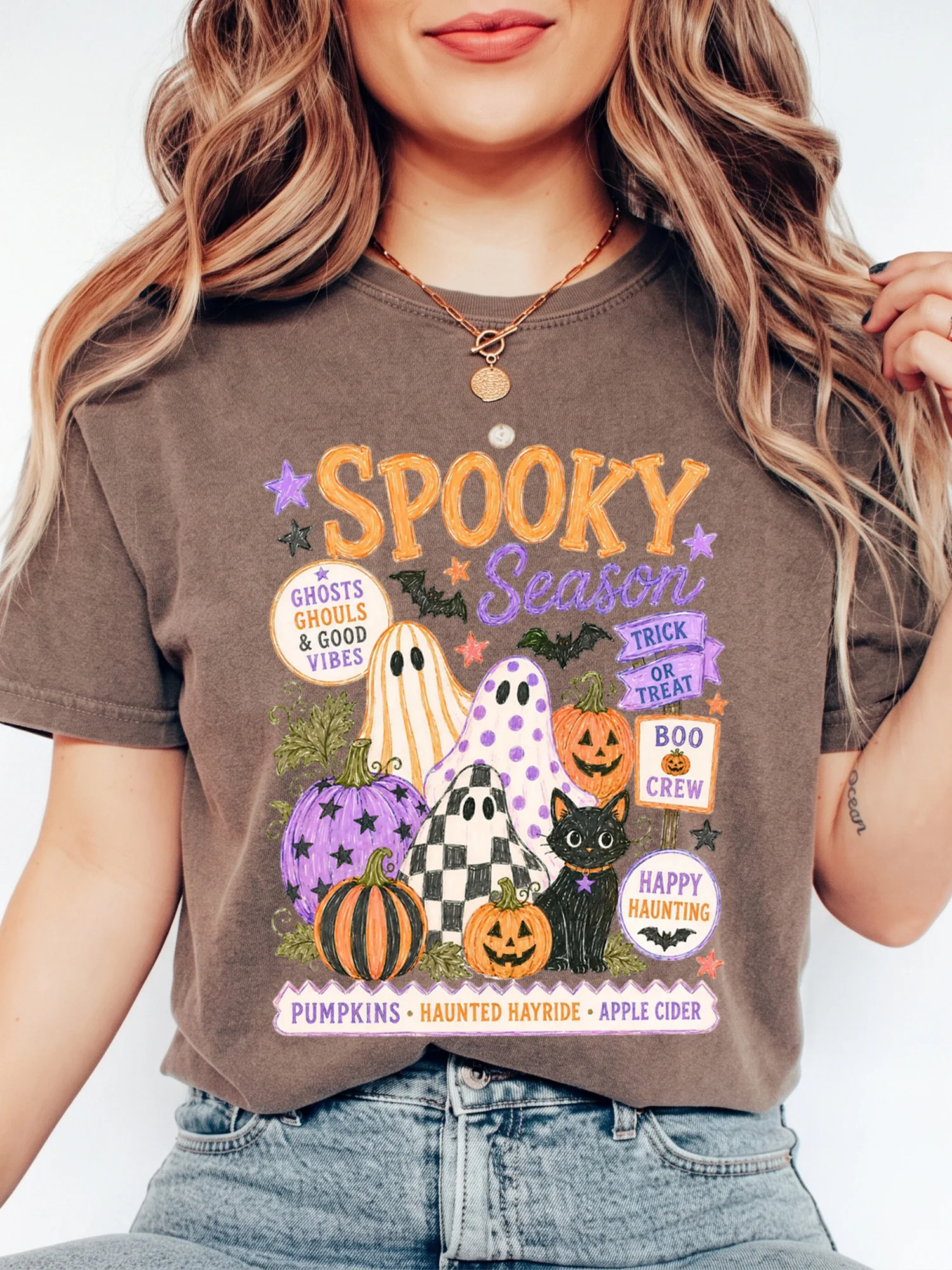 Spooky Season T-Shirt Cute Halloween Ghost Graphic Tee For Women Boo Crew And Trick Or Treat Shirt