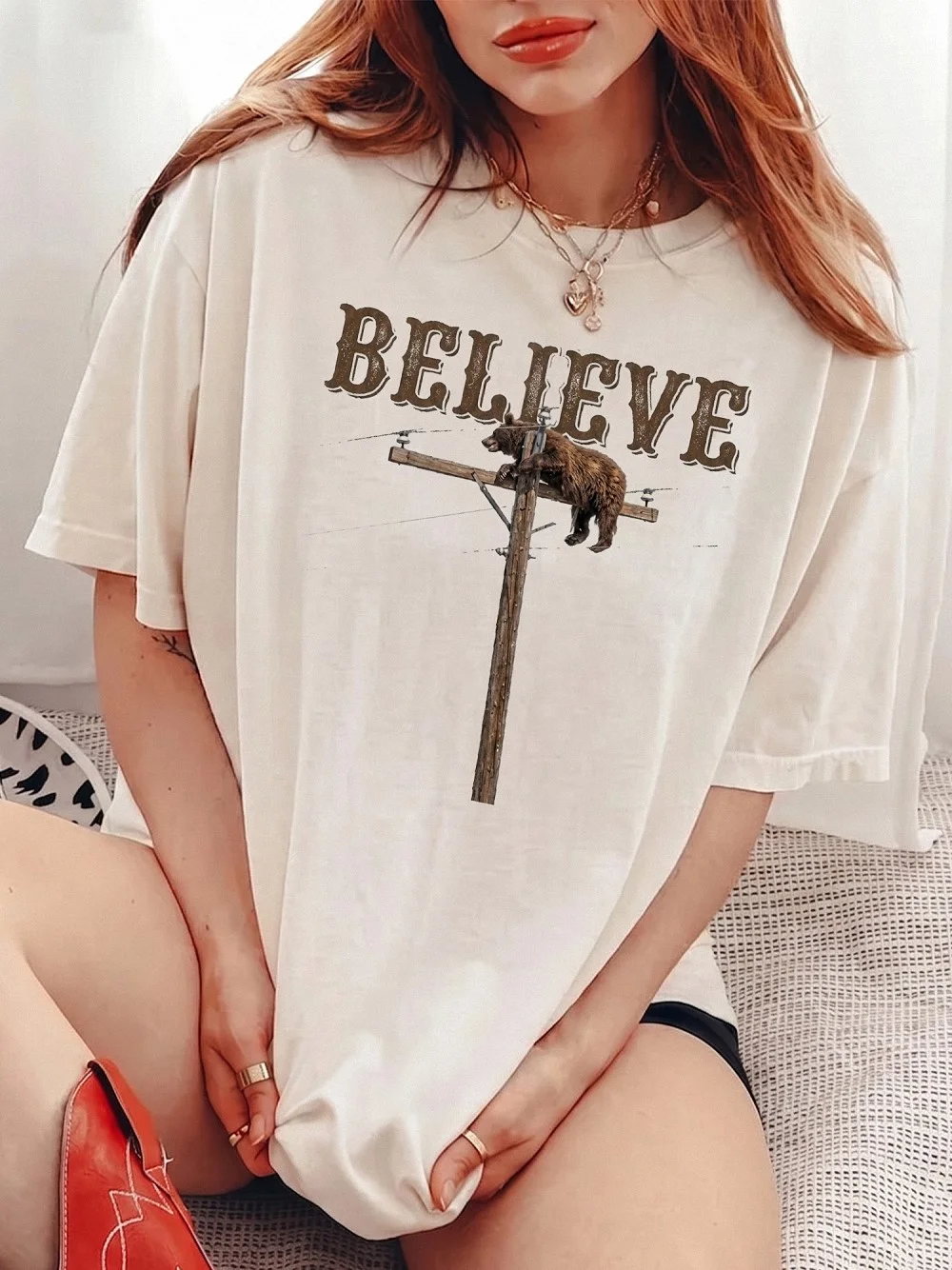 Believe Bear Climbing Pole Vintage Graphic Tee Quirky Wildlife T-Shirt Inspirational Boho Shirt