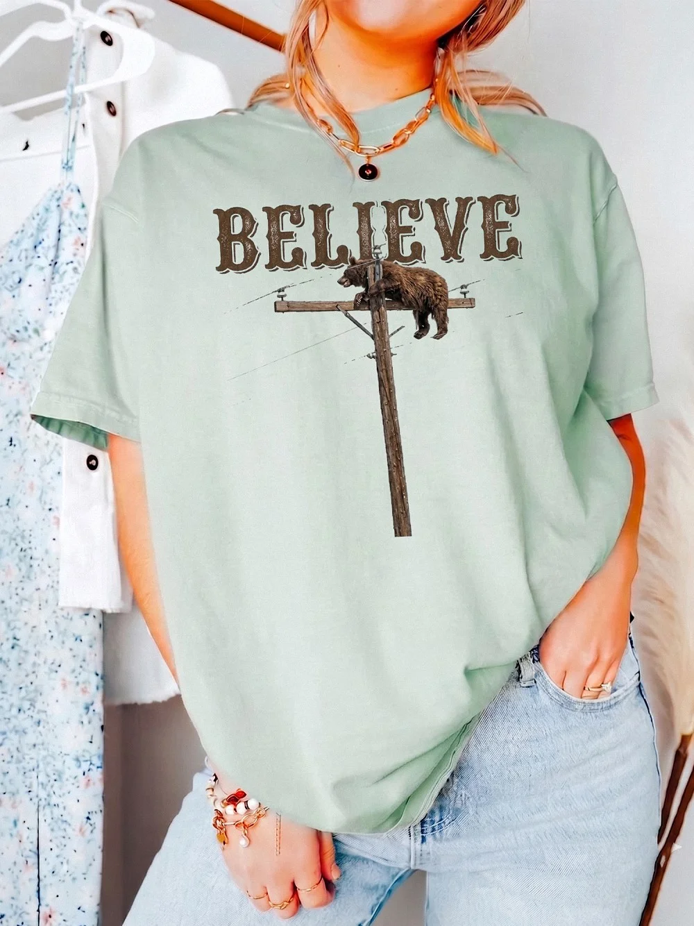 Believe Bear Climbing Pole Vintage Graphic Tee Quirky Wildlife T-Shirt Inspirational Boho Shirt