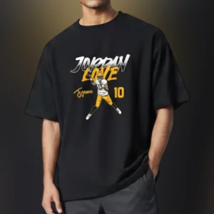 Jordan Love 10 Green Bay Football Player Graphic Tee, Signature Style Game Day Shirt for Packers Fans