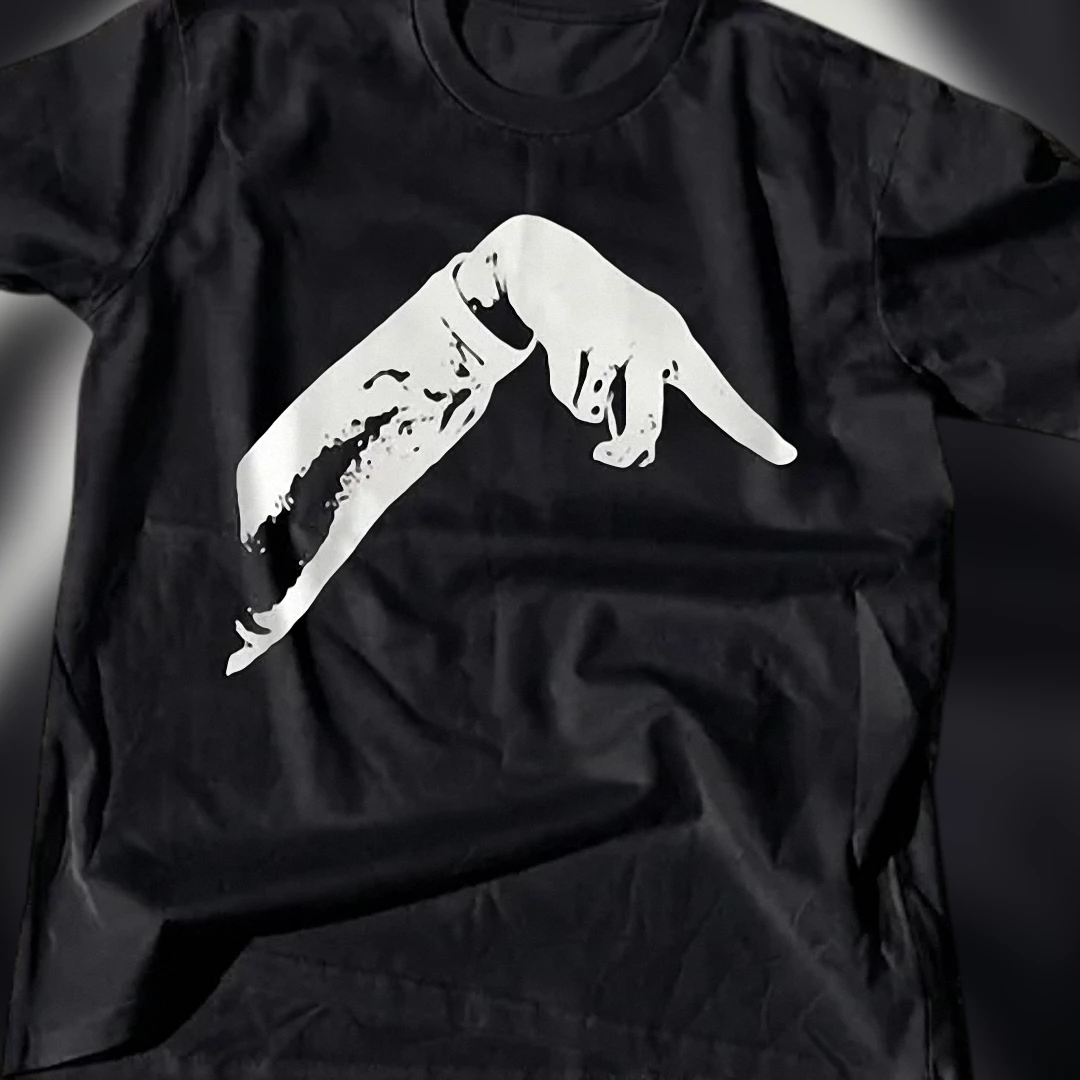 minimalist-pointing-hand-gesture-graphic-tee-streetwear-aesthetic-unisex-t-shirt.webp Minimalist Pointing Hand Gesture Graphic Tee Streetwear Aesthetic Unisex T-Shirt
