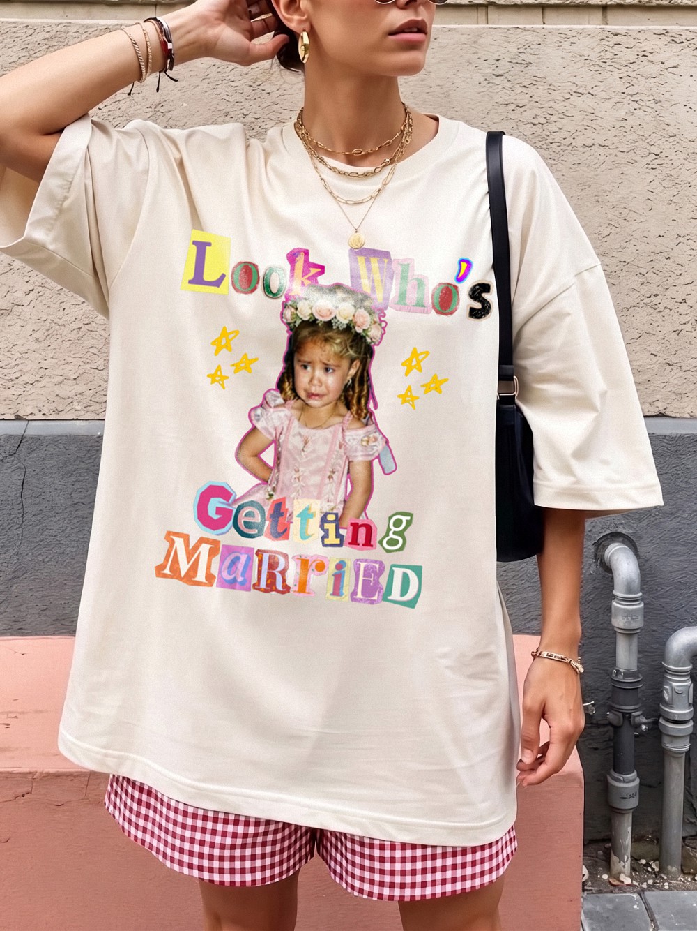 Look Who's Getting Married Retro Photo Bridal Shower Tee