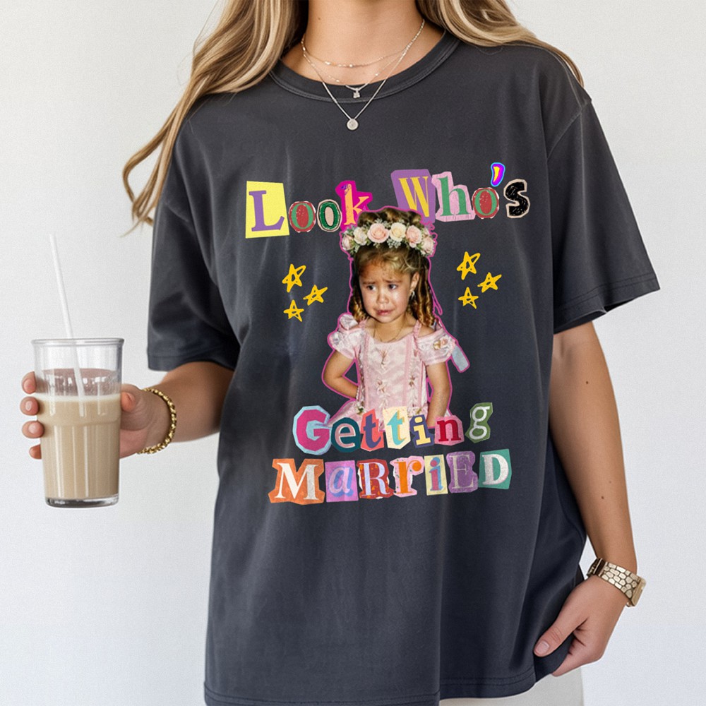 Look Who's Getting Married Retro Photo Bridal Shower Tee