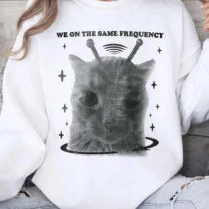 We On The Same Frequency Alien Cat Graphic Tee Gift for Best Friends