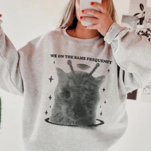 We On The Same Frequency Alien Cat Graphic Tee Gift for Best Friends